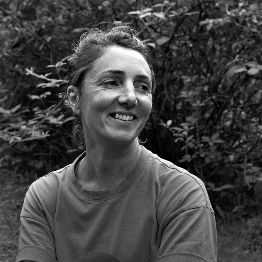 Carine, professeure de yoga Sangha Yoga.